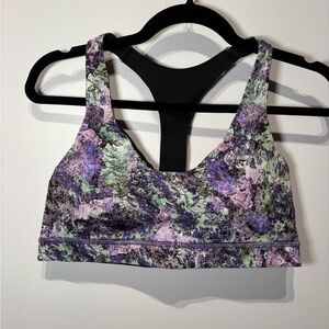 Lululemon sports bra